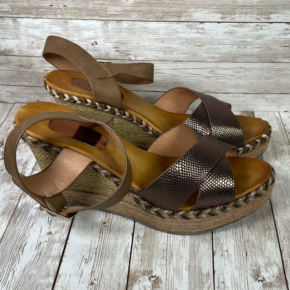 PATRIZIA by Spring Step Brigid Women's 9 (EUR 40) Brown Wedge Shoes Sandals EUC - Picture 3 of 9